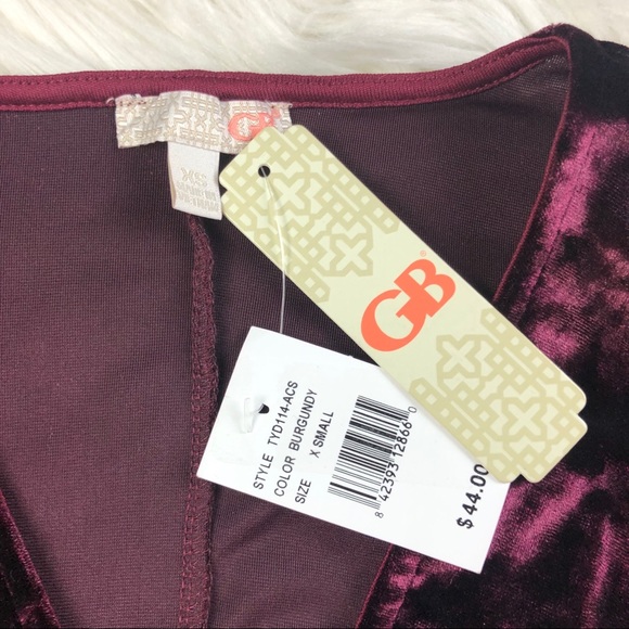 Gianni Bini Velvet Flutter Sleeve Wrap Top R527 - Picture 3 of 8